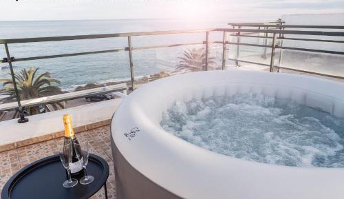 Two-Bedroom Apartment with Sea View