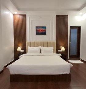 Double Room with Private Bathroom