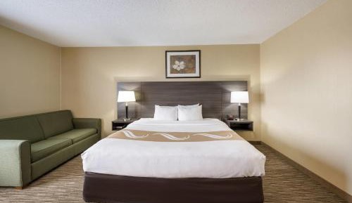 King Room - Accessible/Non-Smoking