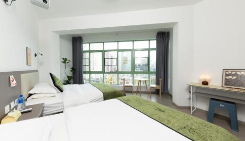 Large Double or Twin Room