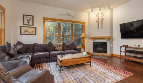 Four-Bedroom Apartment