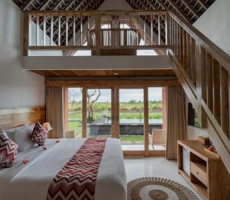 Deluxe Suite Room with Rice Field View