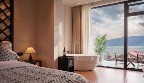 Queen Room with Sea View