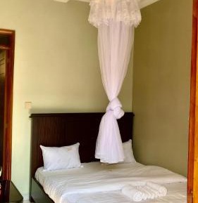 Single Room with Private Bathroom