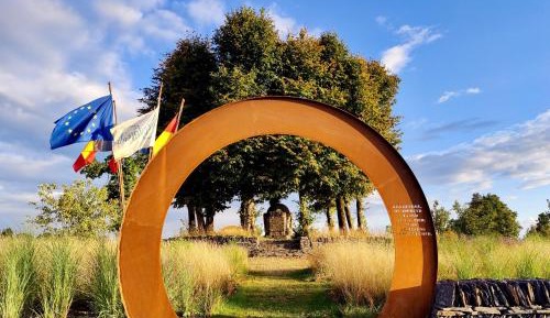 Family Two-Bedroom Apartment with View