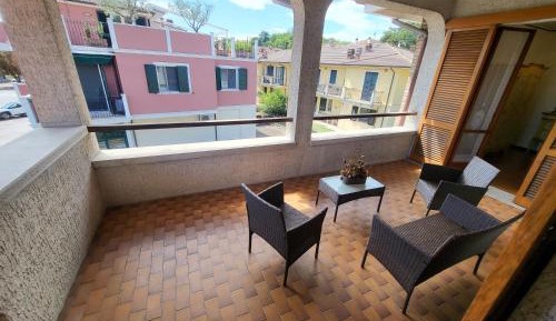 Deluxe Room (2 Adults + 1 Child)