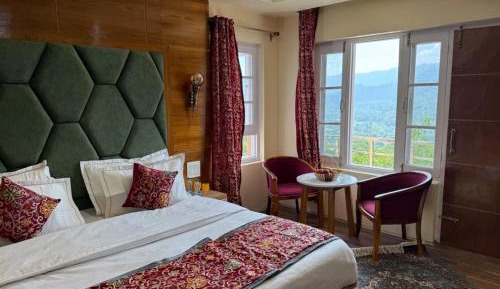 Deluxe Double Room with Balcony