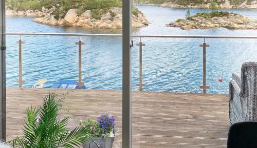 Five-Bedroom Holiday Home