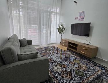 Apartment with Garden View