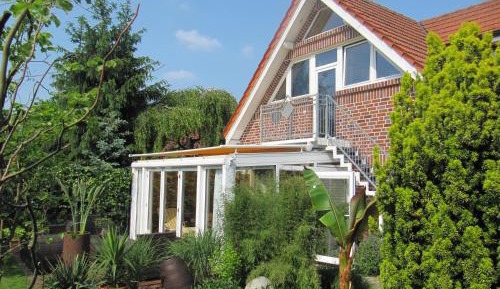 Apartment with Garden View
