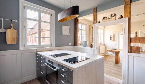 Three-Bedroom Apartment (4 Adults + 2 Children)