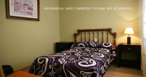 Standard Single Room with Shared Bathroom