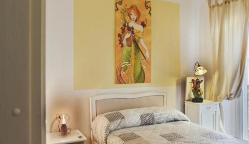 Single Room with Private Bathroom