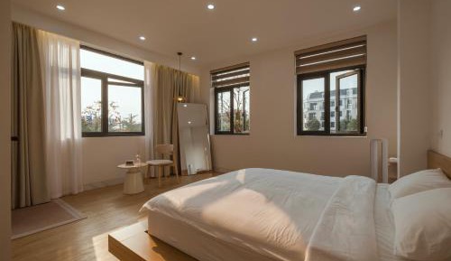 Deluxe Double Room with Castle View