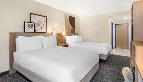 Queen Room with Two Queen Beds