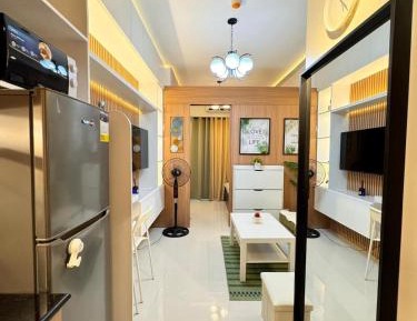 One-Bedroom Apartment with Balcony and City View