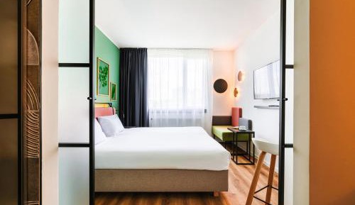 Standard Room - 1 Double Bed