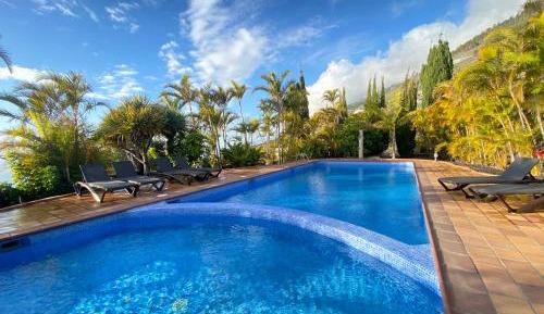 One-Bedroom Apartment (2 Adults)