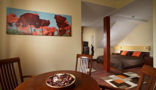 King Room with Garden View