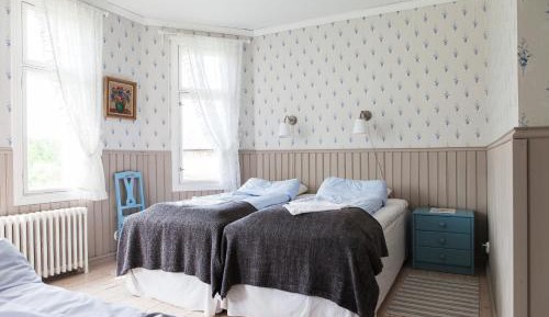 Quadruple Room with Shared Bathroom