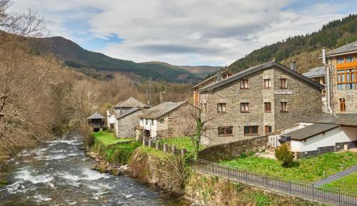 Superior One-Bedroom Apartment