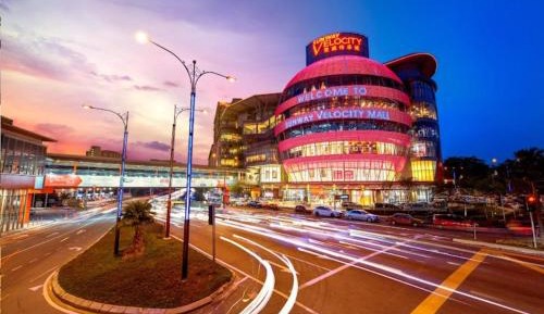 Apartment with City View
