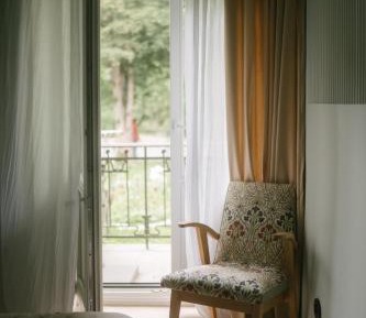 Two-Bedroom Deluxe Apartment with Balcony