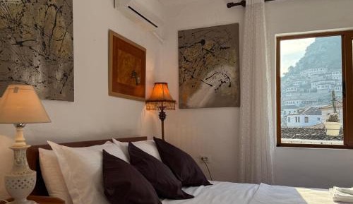 Room #1272081102