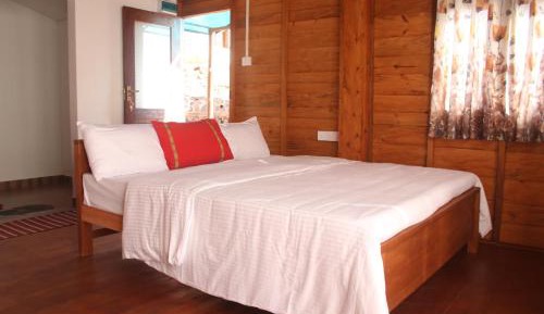 Family Room with Mountain View