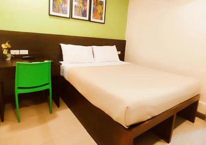 Deluxe Queen Room