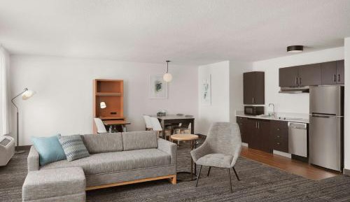 Studio, 1 King, Sofa bed