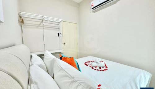 Two-Bedroom Apartment with City View