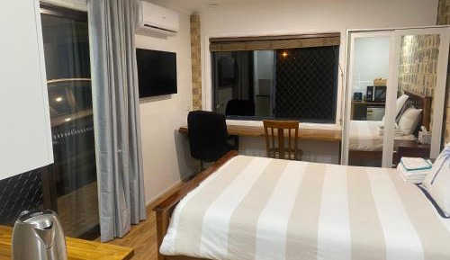 Double Room with Private Bathroom