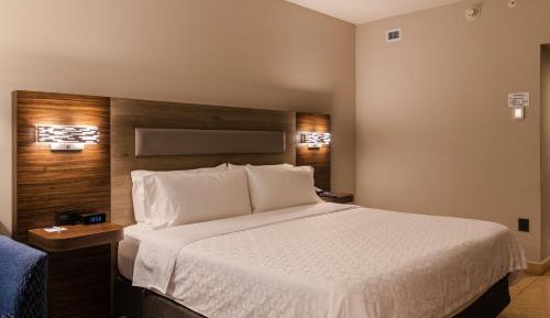 King Suite with Balcony