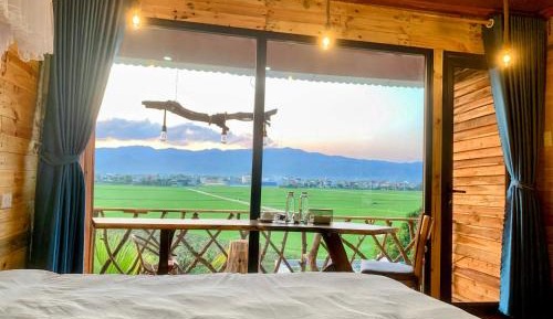 Deluxe Bungalow with Garden View