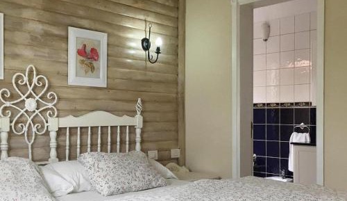 Two-Bedroom Holiday Home