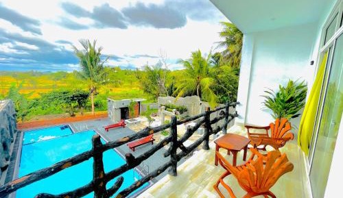 Double Room with Pool View