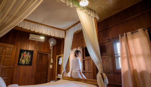 Double Room with Mountain View