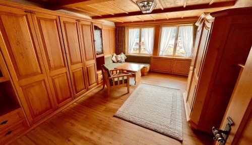 One-Bedroom Apartment with Balcony and Mountain View  