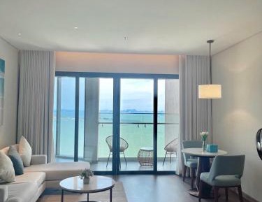 Studio with Sea View