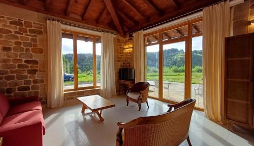 One-Bedroom Apartment with Sea View and Terrace