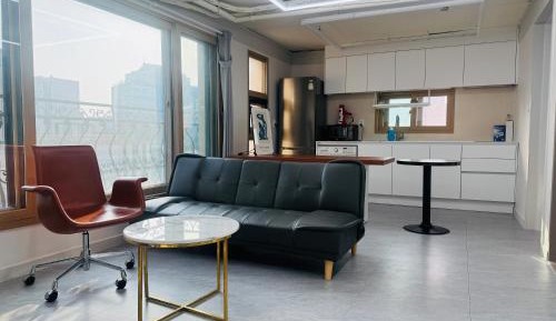 Two-Bedroom Apartment with City View