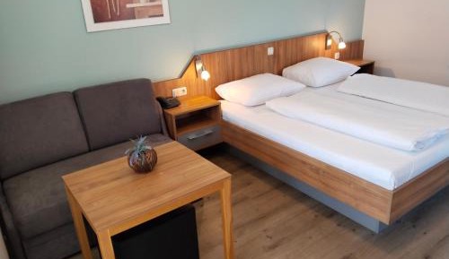 Deluxe Double Room with Bath