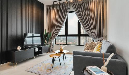 Three-Bedroom Superior Apartment