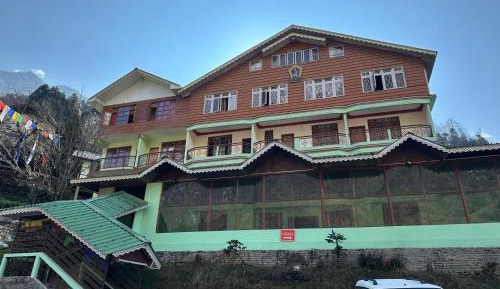 Suite with Mountain View