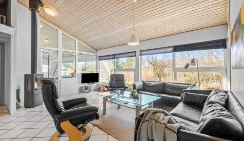 Five-Bedroom Holiday Home