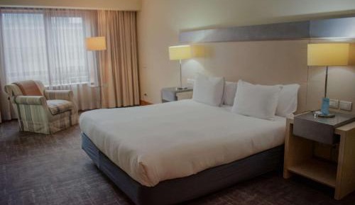 King Room - Non-Smoking