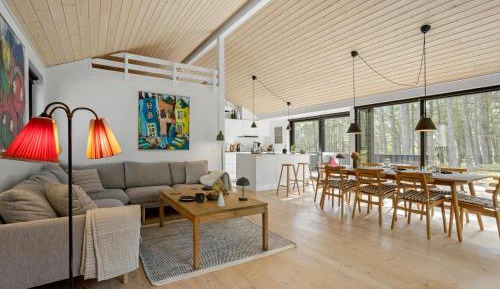 Three-Bedroom Holiday Home 