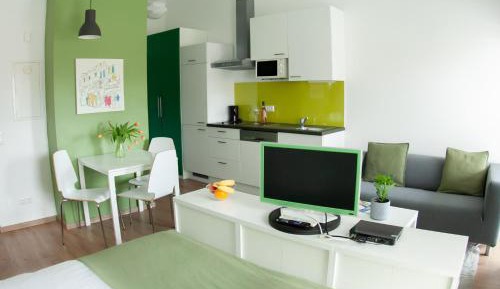 Studio with Garden View