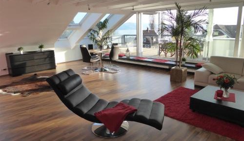 Superior One-Bedroom Apartment with Balcony